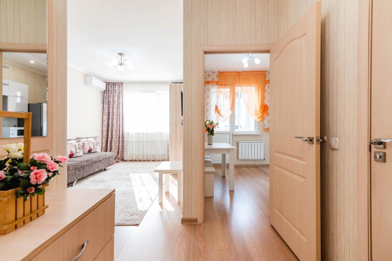 Akvarel Apartment Near Adk อัลมาตี ภายนอก รูปภาพ