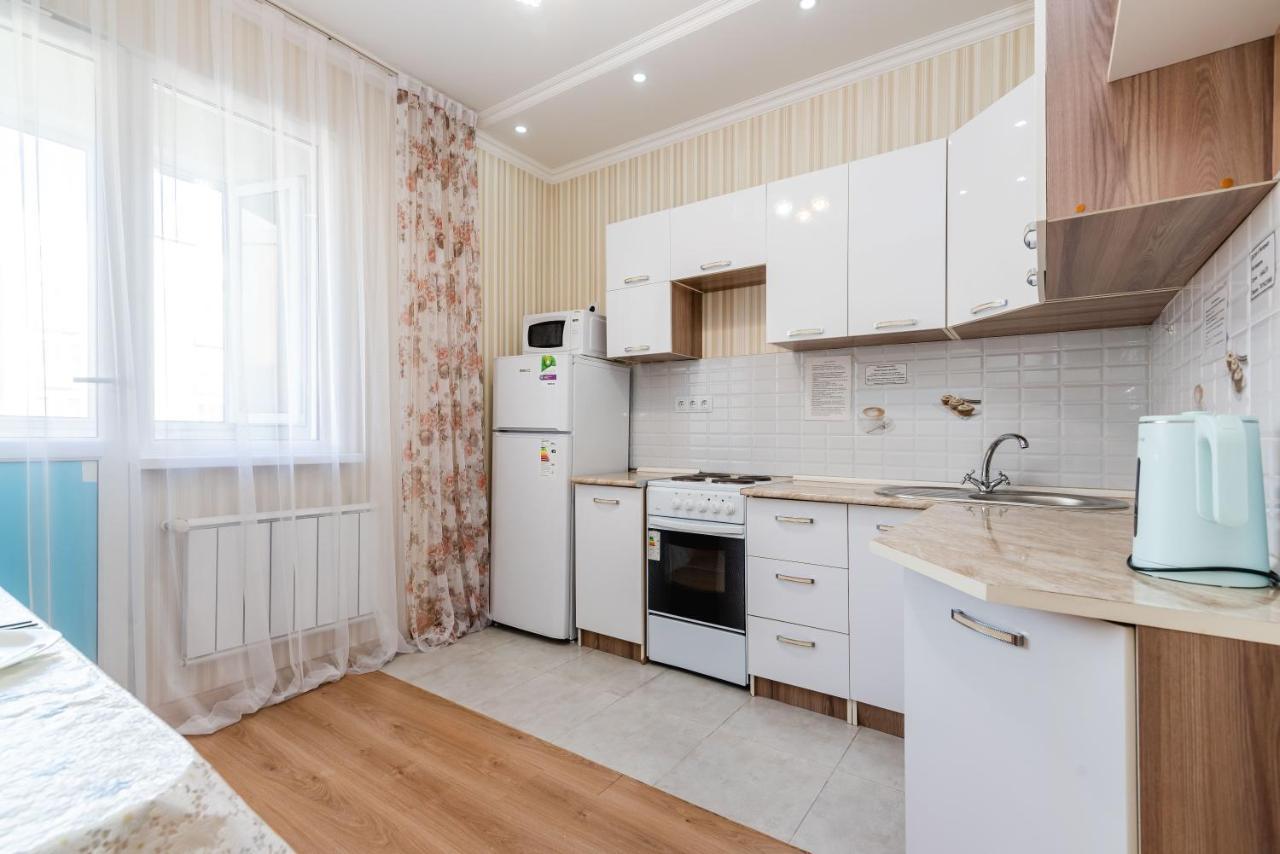 Akvarel Apartment Near Adk อัลมาตี ภายนอก รูปภาพ