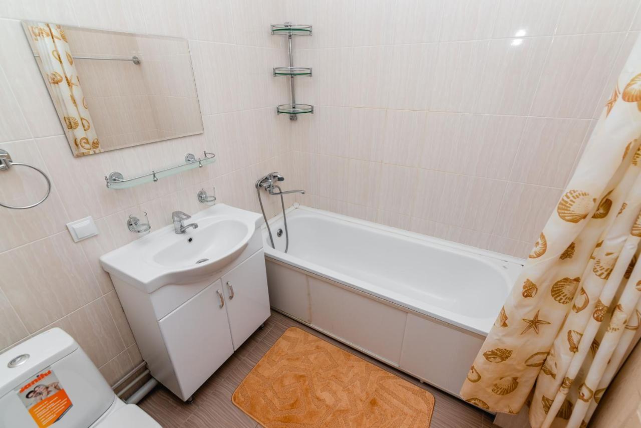 Akvarel Apartment Near Adk อัลมาตี ภายนอก รูปภาพ