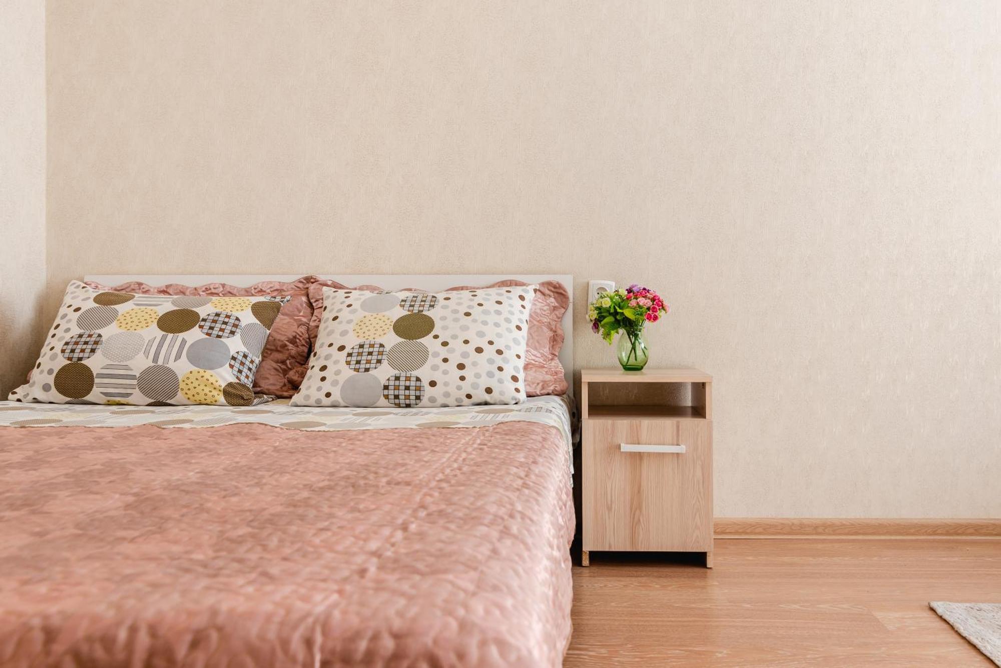 Akvarel Apartment Near Adk อัลมาตี ภายนอก รูปภาพ